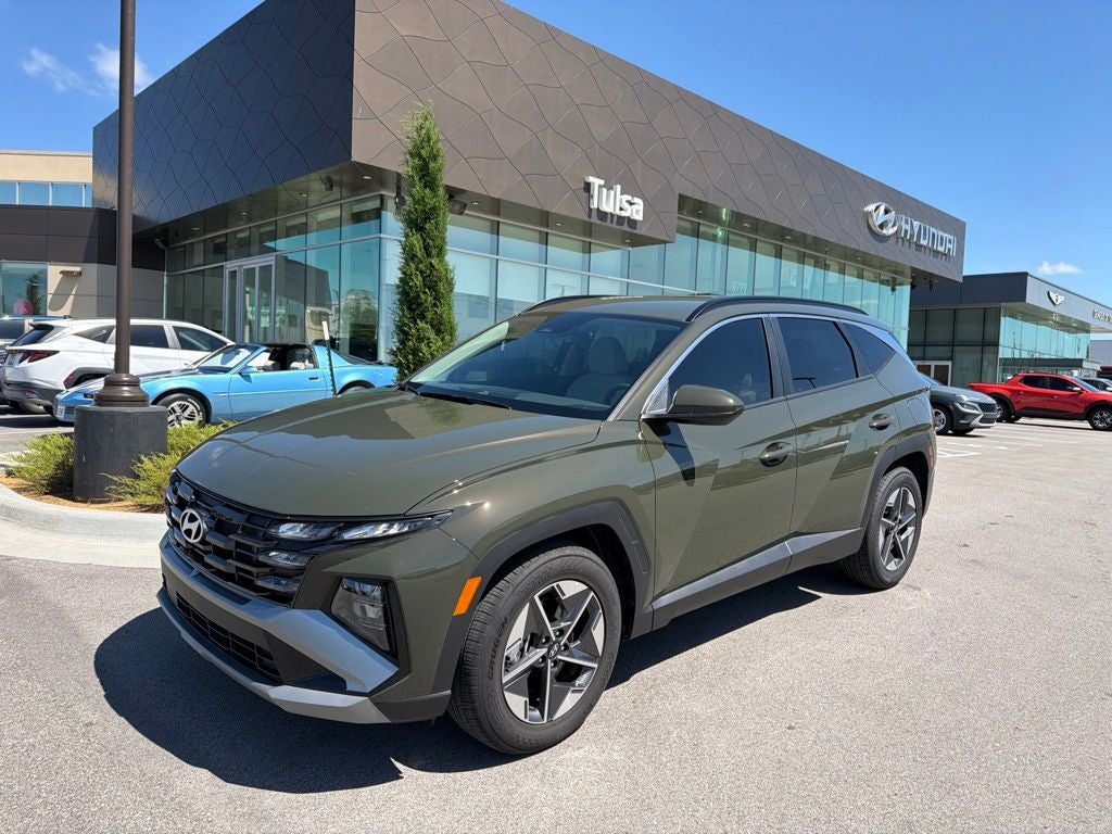 2026 Hyundai TUCSON SEL in Rockwood Green — front three-quarter view