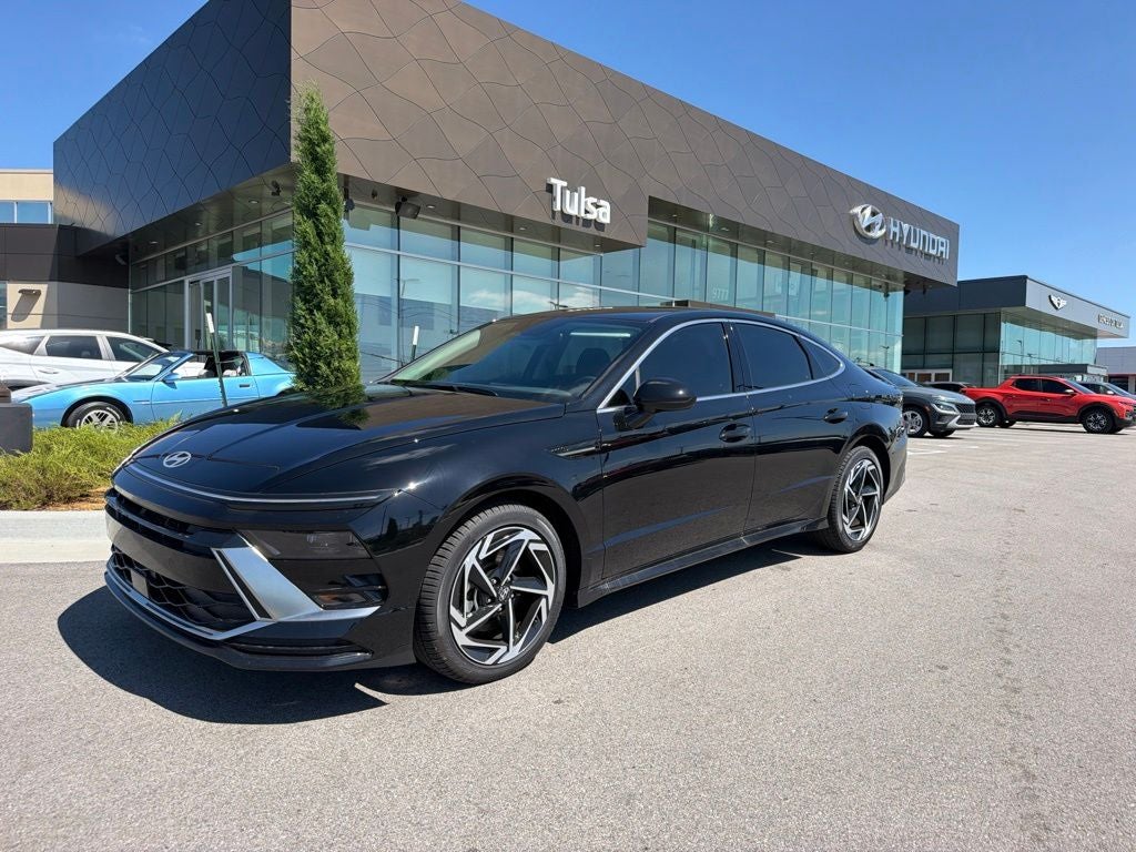 2026 Hyundai SONATA SEL Sport in Abyss Black — front three-quarter view